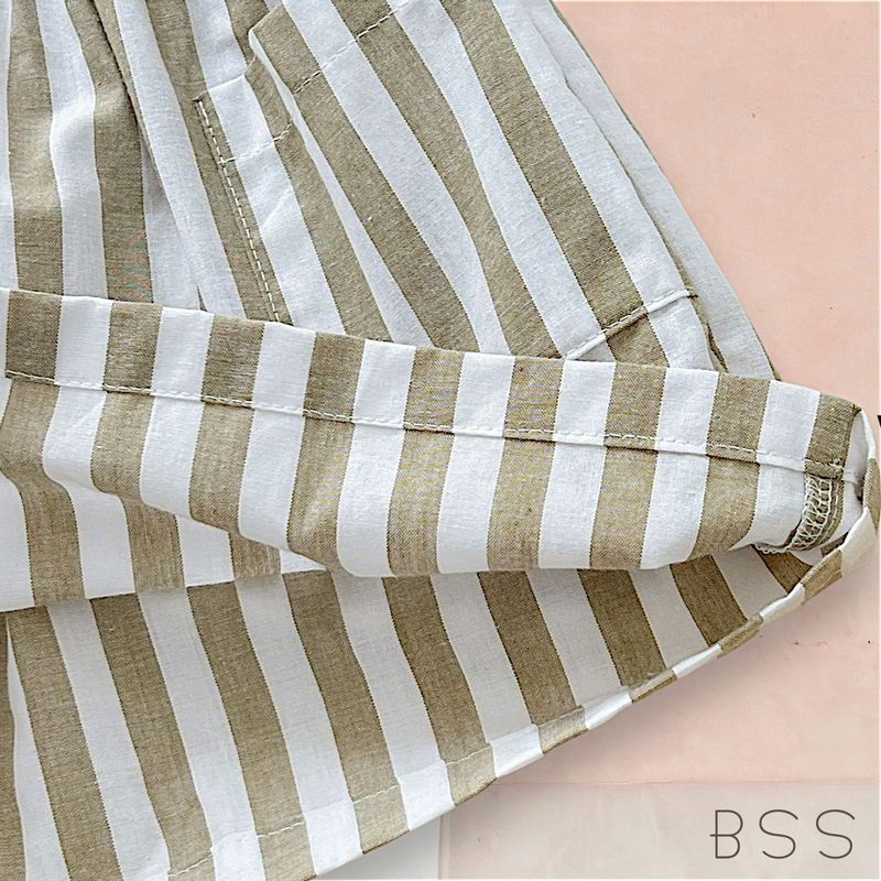 Vestido Infantil Minimalista Listras com Bolsos