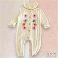 Macacão Tricot Inverno Floral Bordado