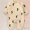 Macacão Infantil Minimalista Inverno Lua
