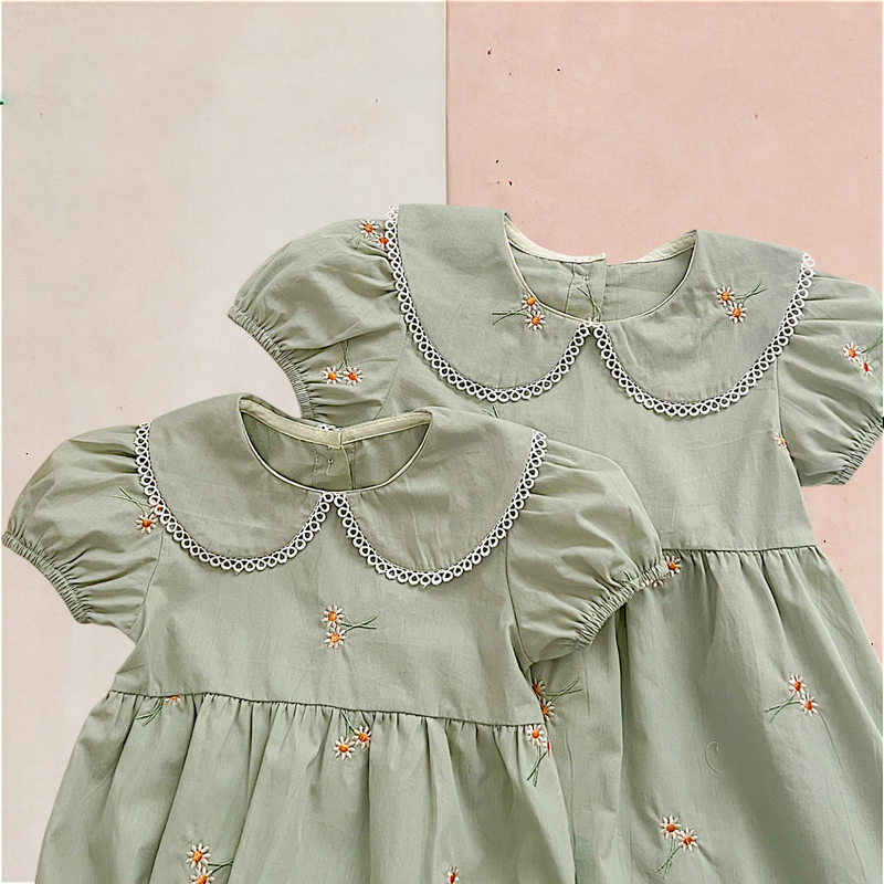Romper Verão Floral Gola Arredondada