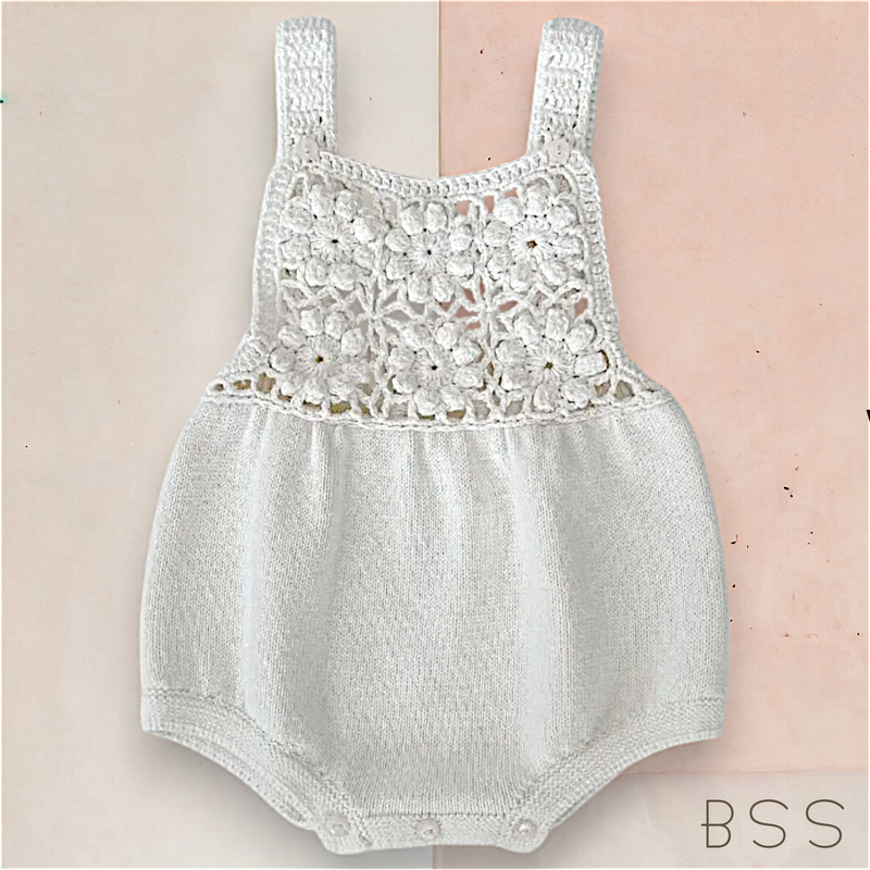 Romper Tricot Bordado Floral 3D