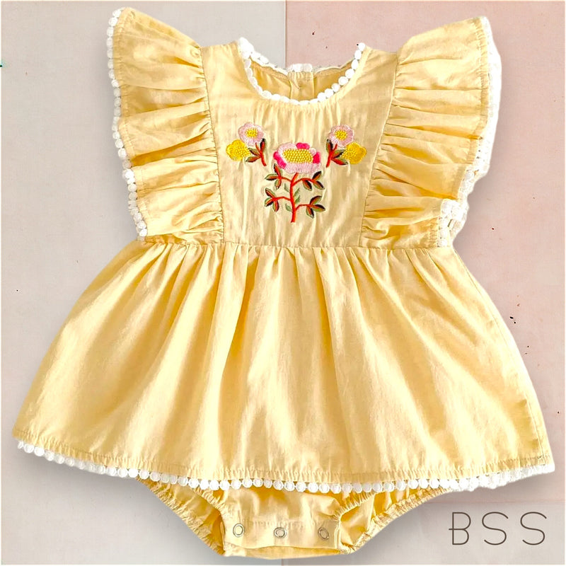 Romper Verão Bordado Julieta