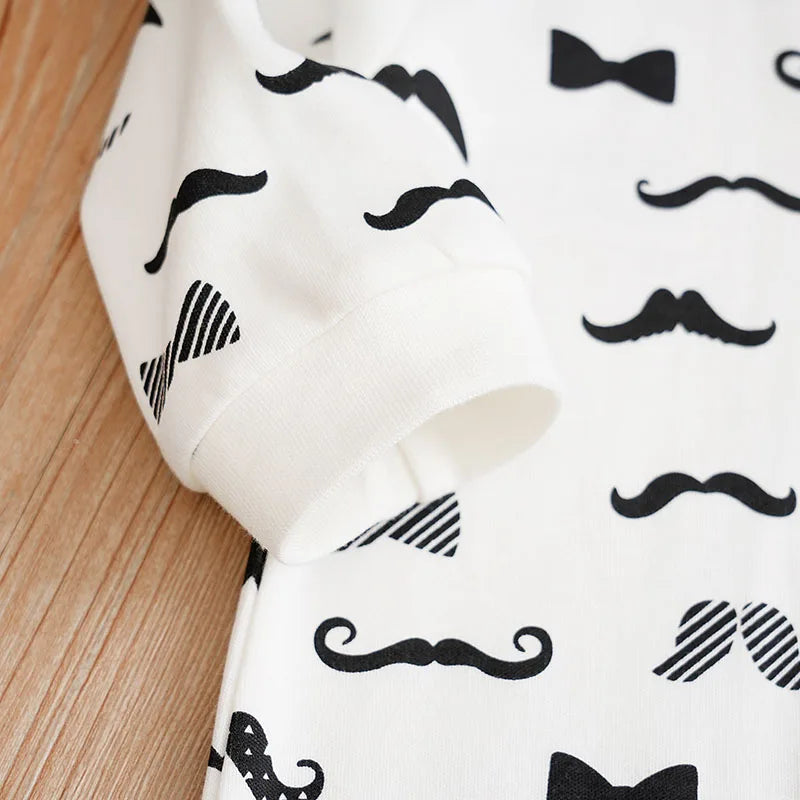Macacão Infantil Com Gravatinha Mustache