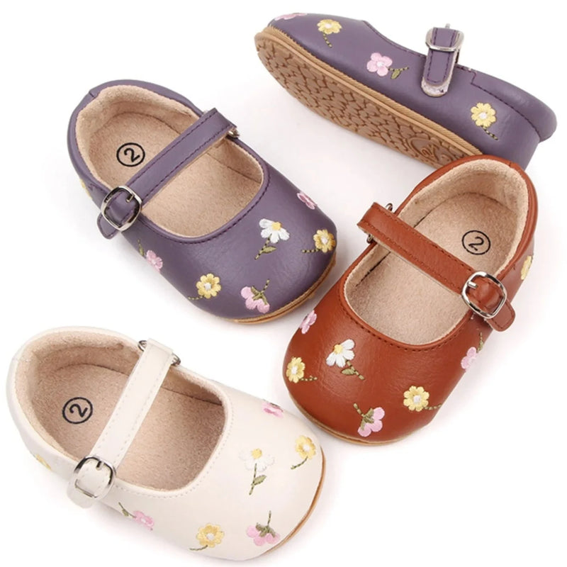 Sapatilha Infantil Bebê Bordada Flores