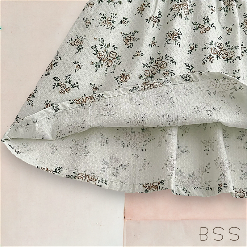Vestido Infantil Floral Plissado com Rendas