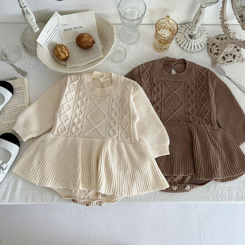 Romper Tricot Inverno com Saia