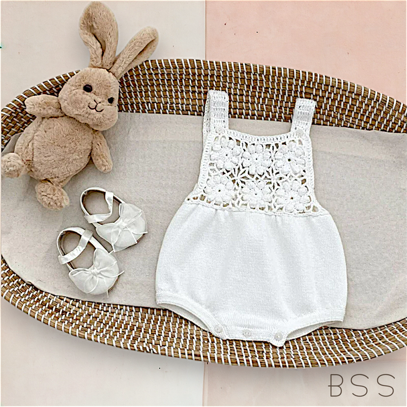 Romper Tricot Bordado Floral 3D