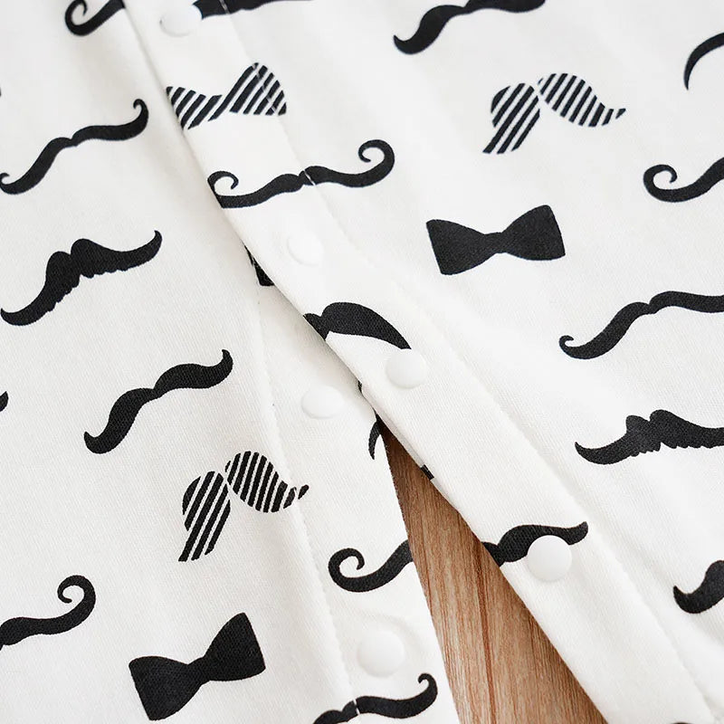 Macacão Infantil Com Gravatinha Mustache