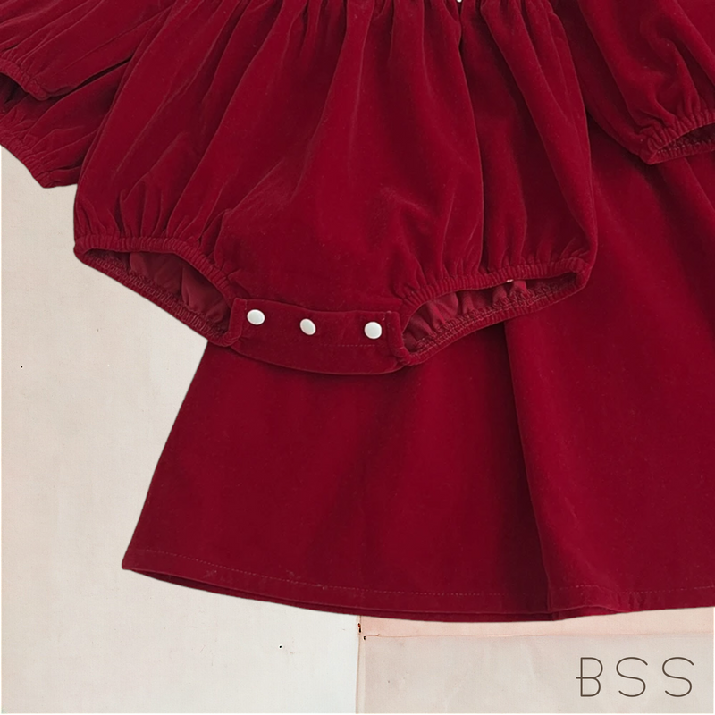 Vestido Infantil em Veludo Rubi