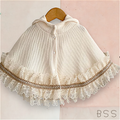 Poncho Infantil com Babado e Renda