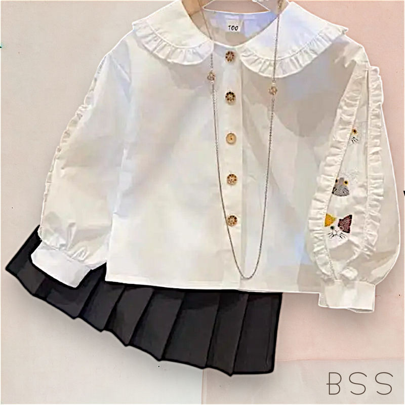 Camisa em Tricoline Bordada Com Babados