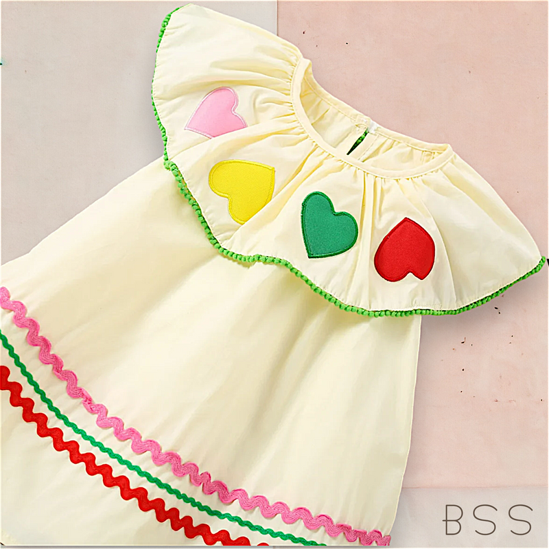 Vestido Infantil Verão Bordado Corações