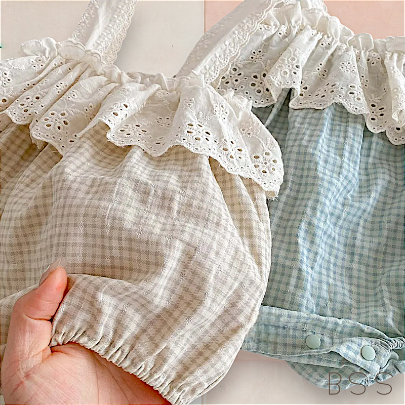 Romper Verão Xadrez com Chapéu