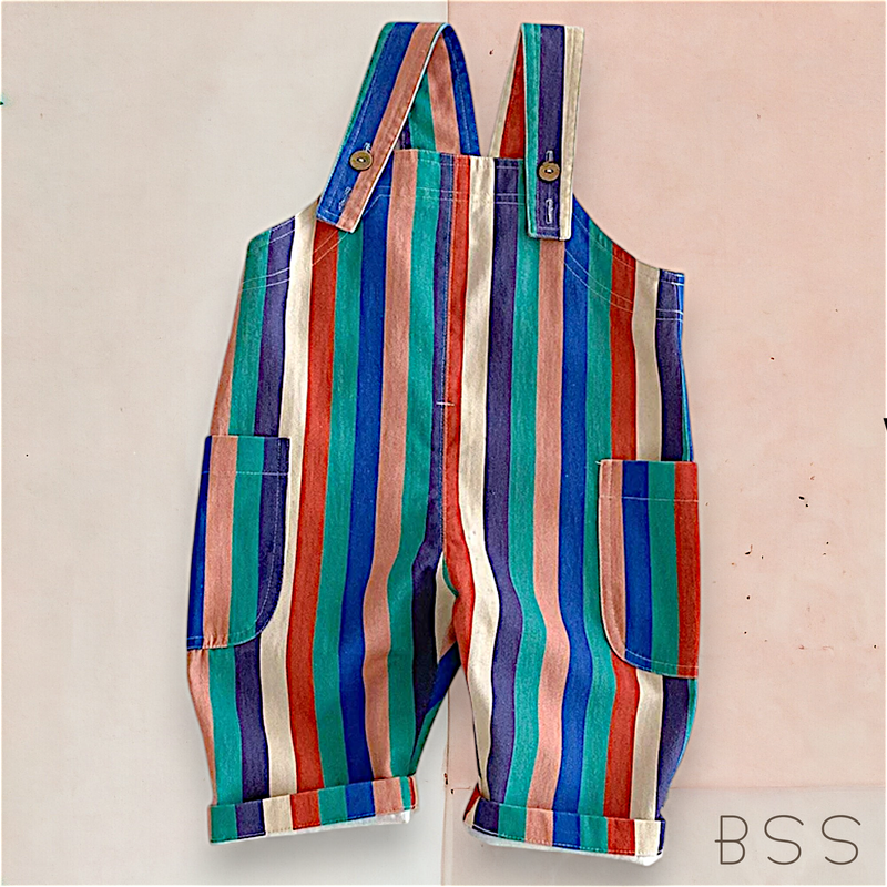 Macacão Infantil com Bolsos