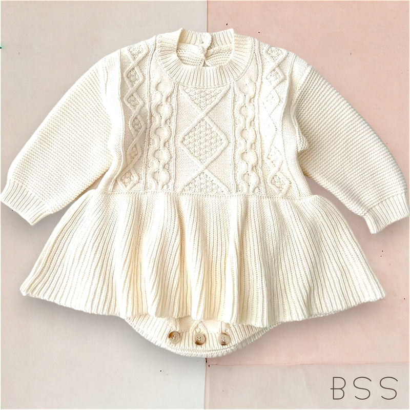 Romper Tricot Inverno com Saia