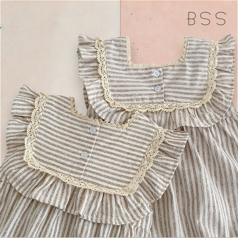 Vestido Infantil Minimalista Listrado Bico Bordado