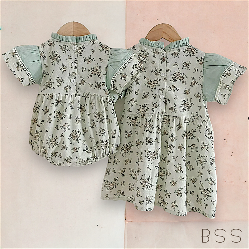 Vestido Infantil Floral Plissado com Rendas